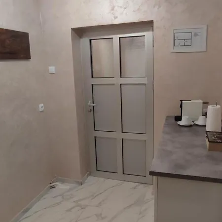 Menrat ノヴィ・サド